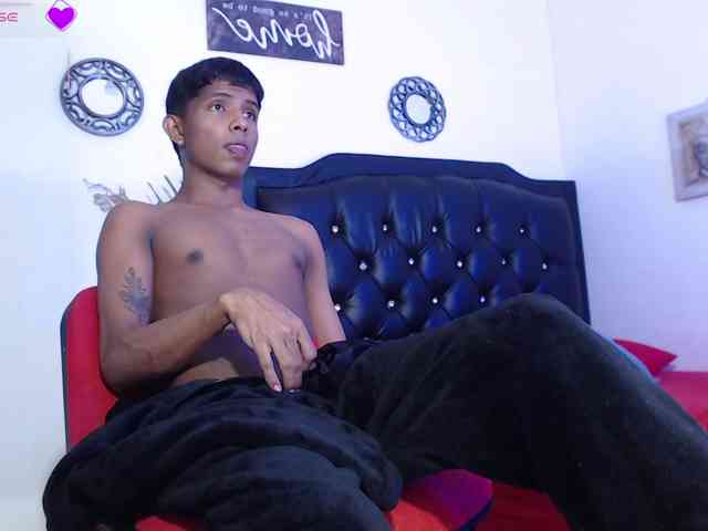 Santiago-Twinks