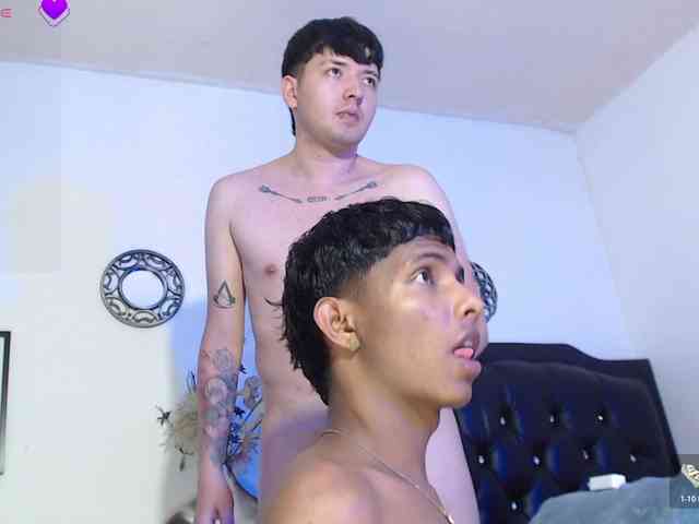 Santiago-Twinks