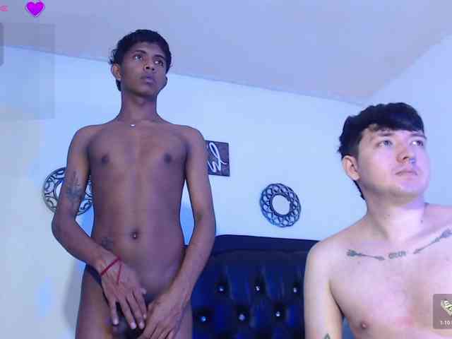 Santiago-Twinks
