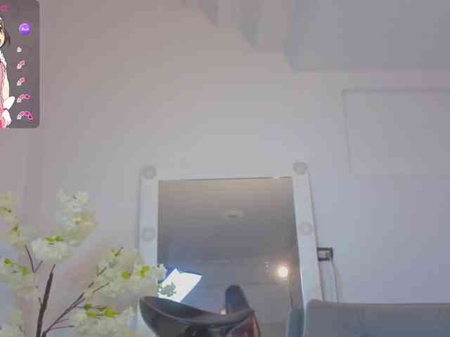 cora-luxe webcam