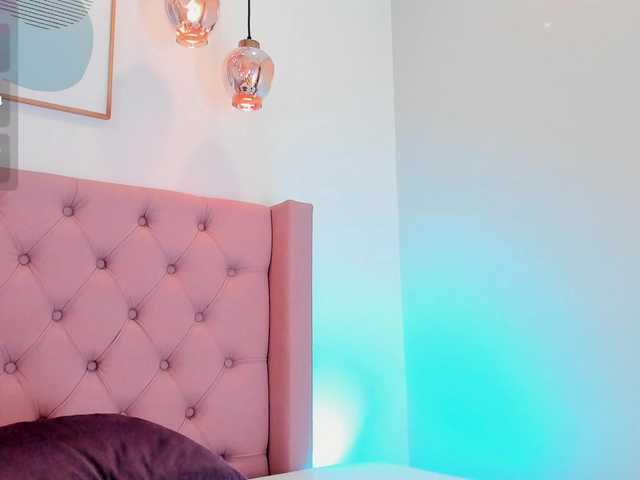 Sophiie-Evanns live cam on BongaCams