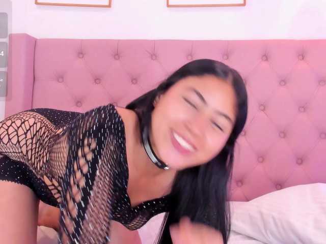 Sophiie-Evanns live webcam show