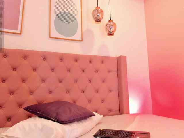 Sophiie-Evanns webcam