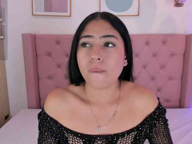 Sophiie-Evanns Live Webcam on BongaCams
