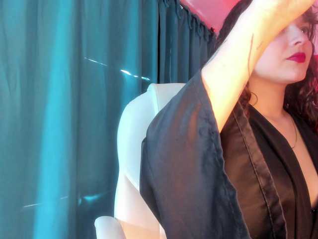 Melissa-Giratt live webcam show