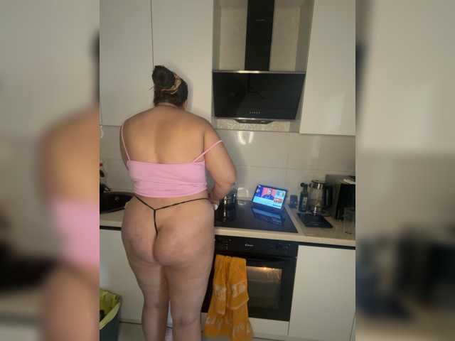 Alisaay live cam