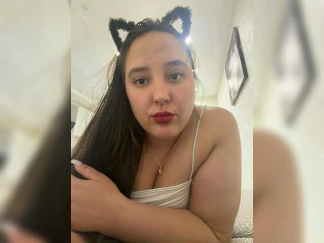 Alisaay live webcam show