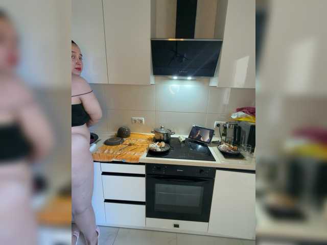 Alisaay live cam on BongaCams