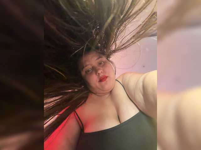 Alisaay live cam preview