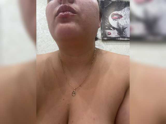 Alisaay live webcam show