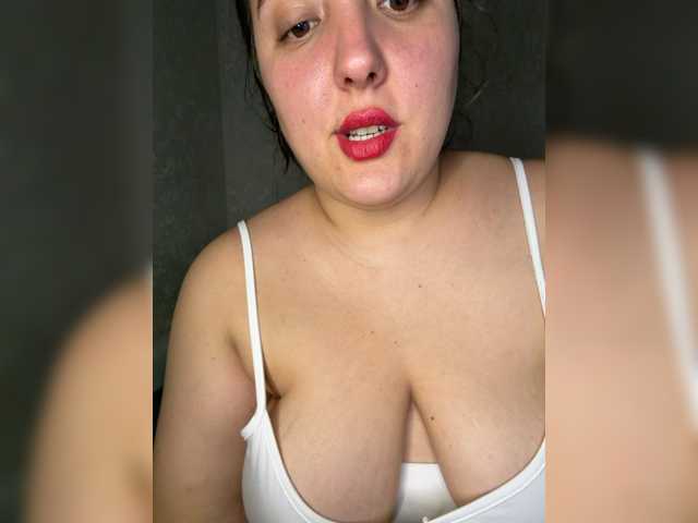 Alisaay live cam on BongaCams