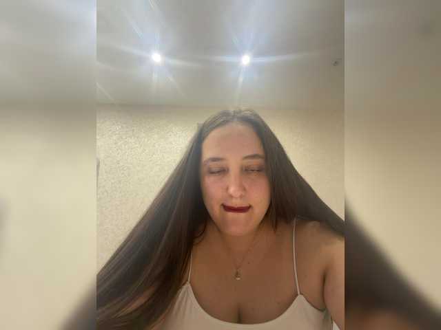 Alisaay live cam on BongaCams