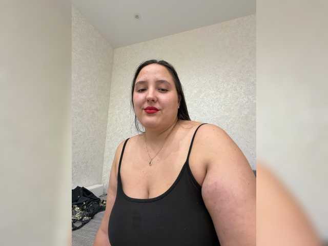 Alisaay live cam on BongaCams