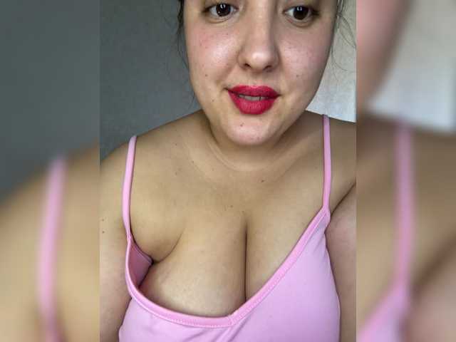 Alisaay live cam on BongaCams