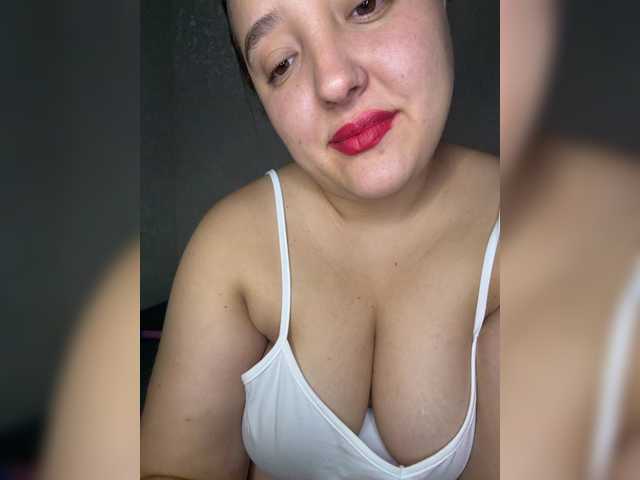 Alisaay live cam preview