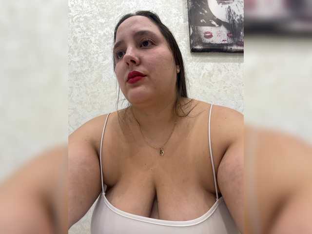 Alisaay live webcam show