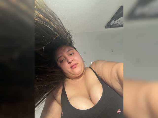 Alisaay live cam on BongaCams