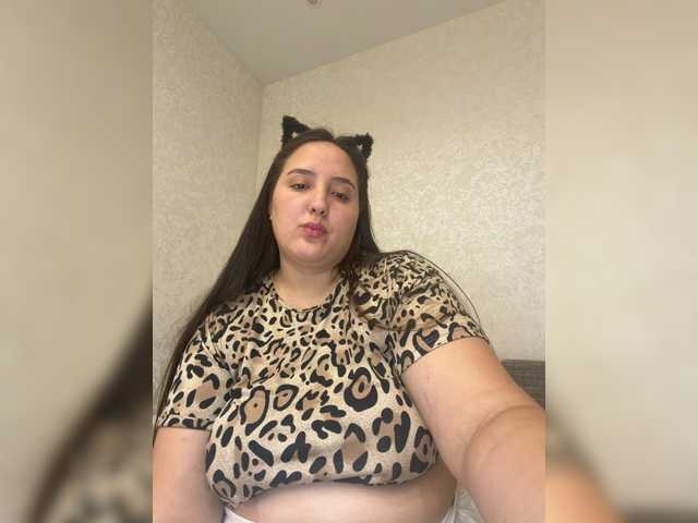 Alisaay live cam on BongaCams
