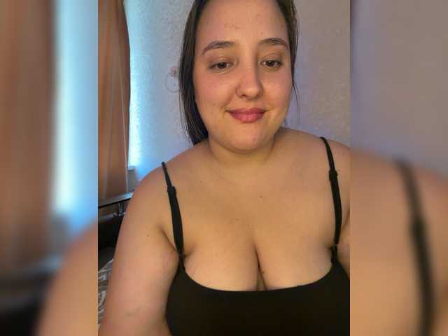 Alisaay live cam on BongaCams