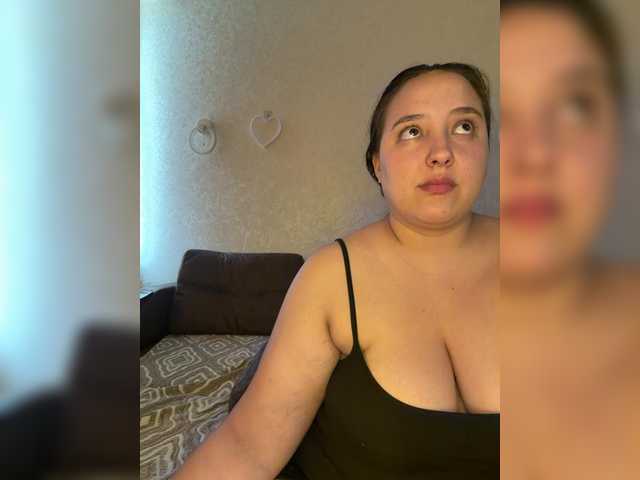 Alisaay live cam on BongaCams