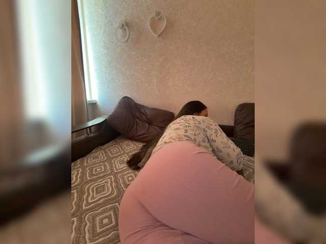 Alisaay live cam on BongaCams
