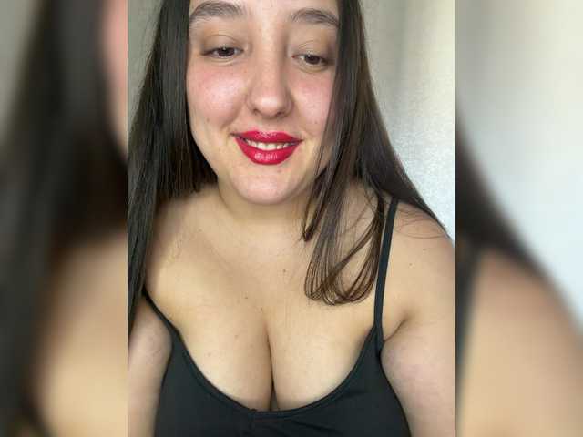 Alisaay live cam preview