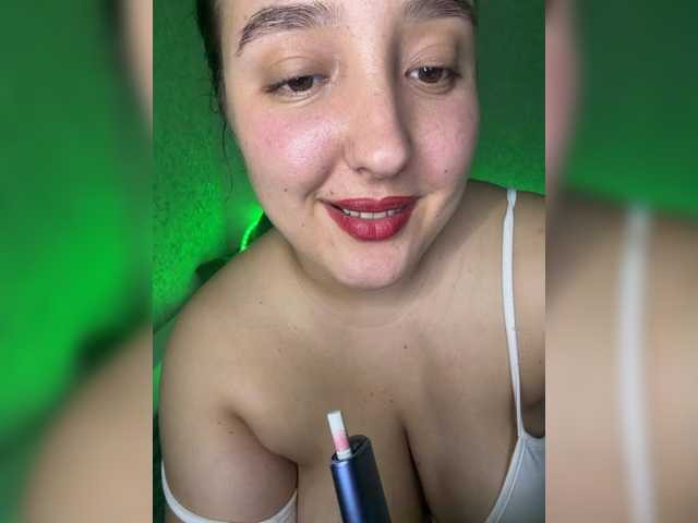 Alisaay live cam on BongaCams