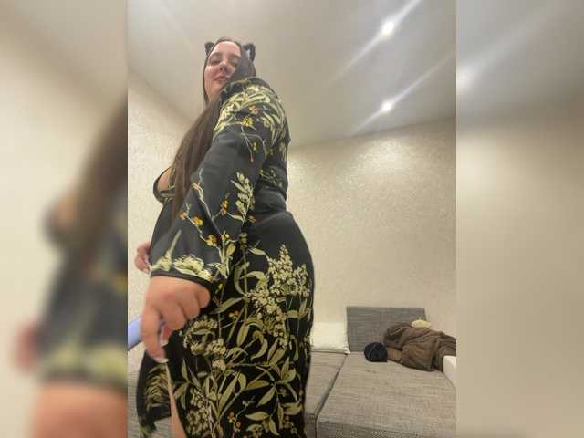 Alisaay live cam on BongaCams