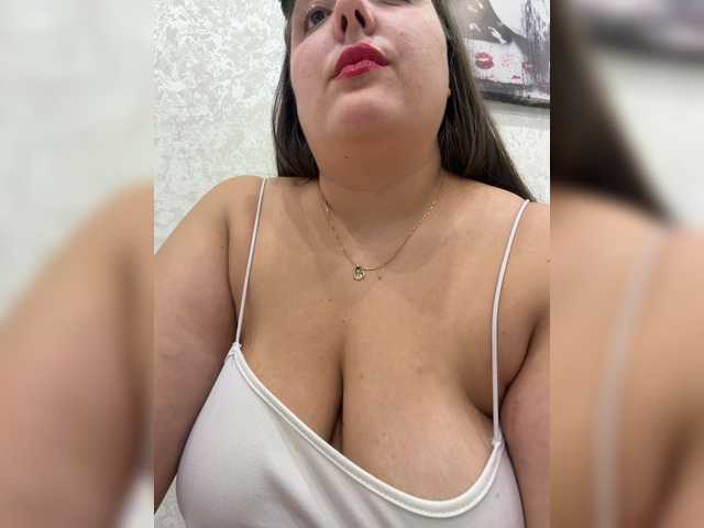 Alisaay live webcam show