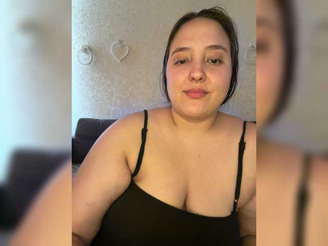 Alisaay live cam on BongaCams