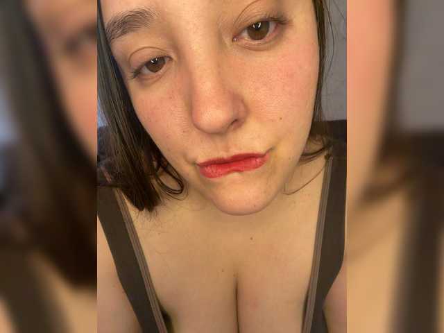 Alisaay live cam on BongaCams
