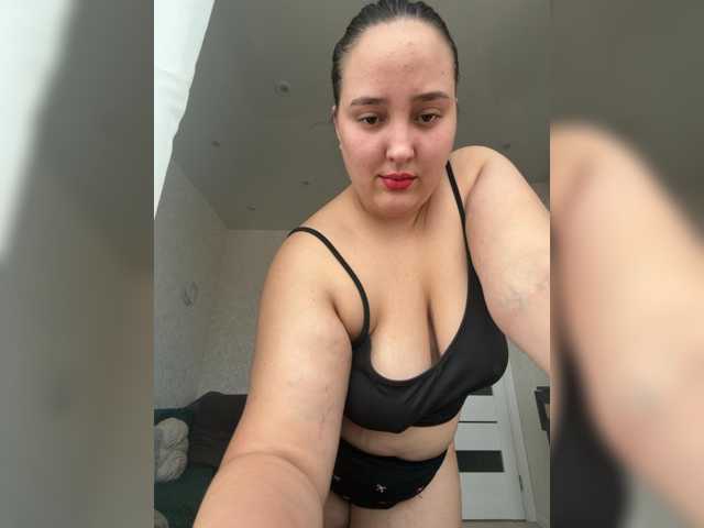 Alisaay live cam on BongaCams