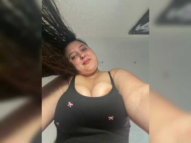 Alisaay live cam on BongaCams