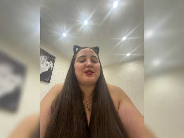 Alisaay live webcam show