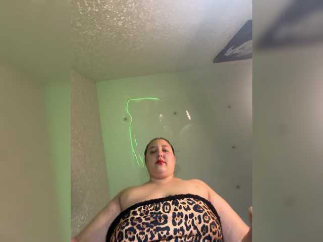 Alisaay live cam