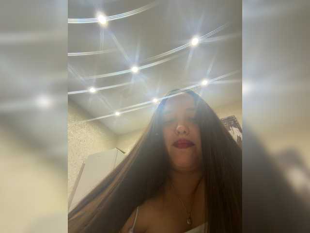 Alisaay live cam on BongaCams