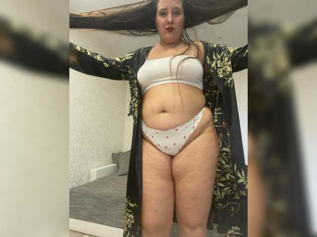 Alisaay live webcam show