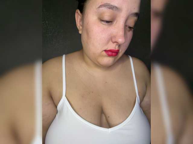 Alisaay live cam on BongaCams