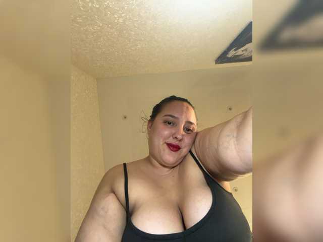 Alisaay live cam on BongaCams
