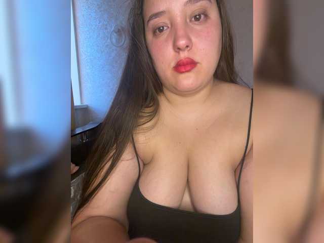 Alisaay live cam on BongaCams