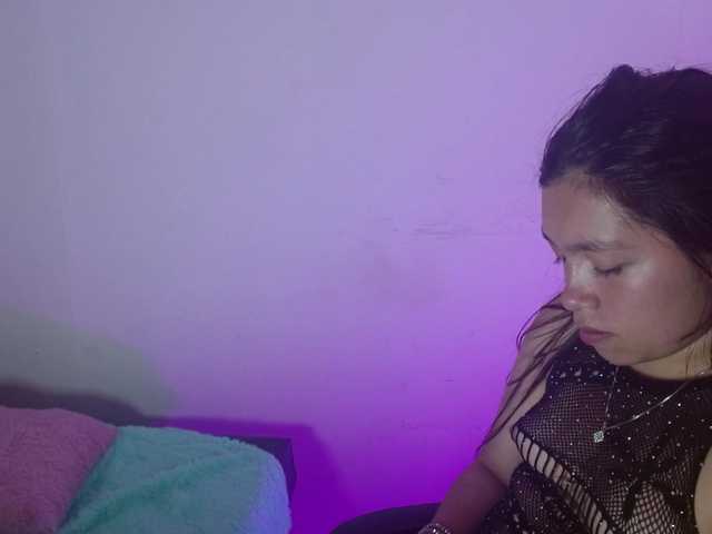 charlot live cam on BongaCams