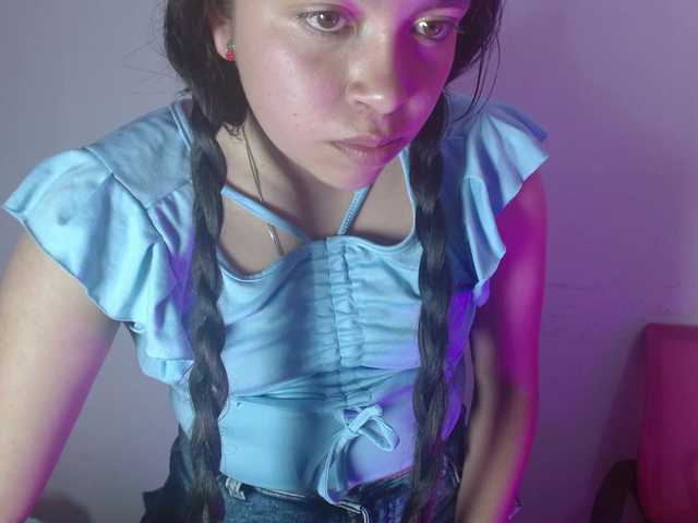 charlot live cam on BongaCams
