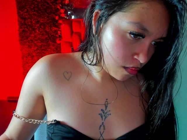 charlot live cam on BongaCams