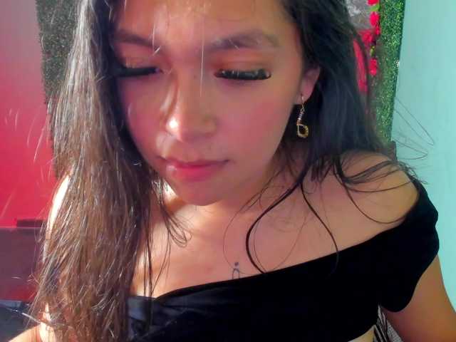 charlot live cam on BongaCams