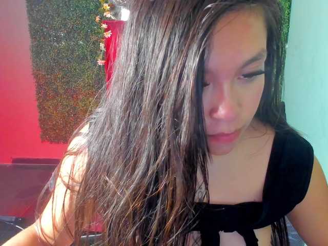 charlot live cam on BongaCams