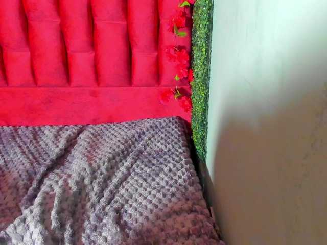 charlot live cam on BongaCams