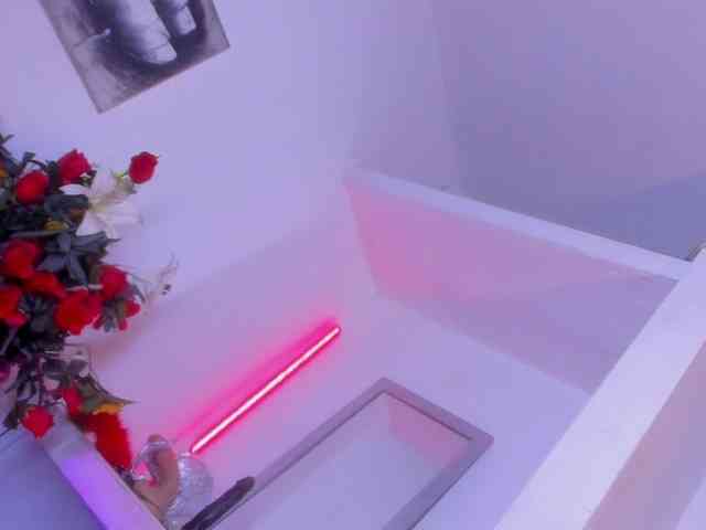 DAIRABIGCOCK99 Live Webcam on BongaCams