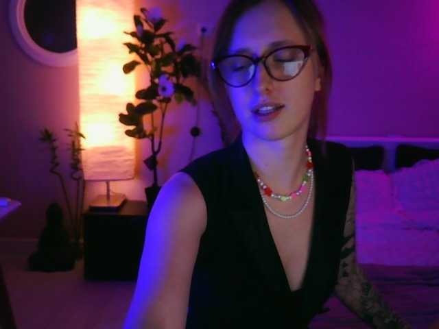 SheTora69 live webcam show