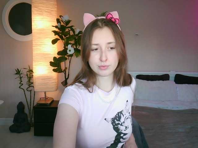 SheTora69 live webcam show