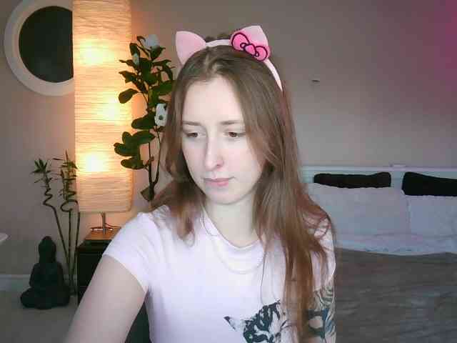 SheTora69 webcam